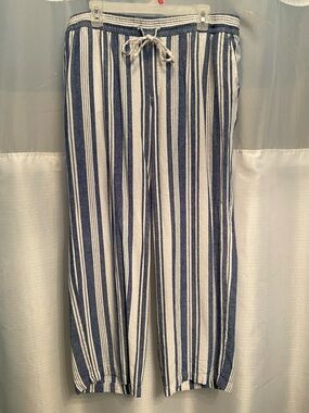 Old Navy Navy and White Striped Drawstring Joggers